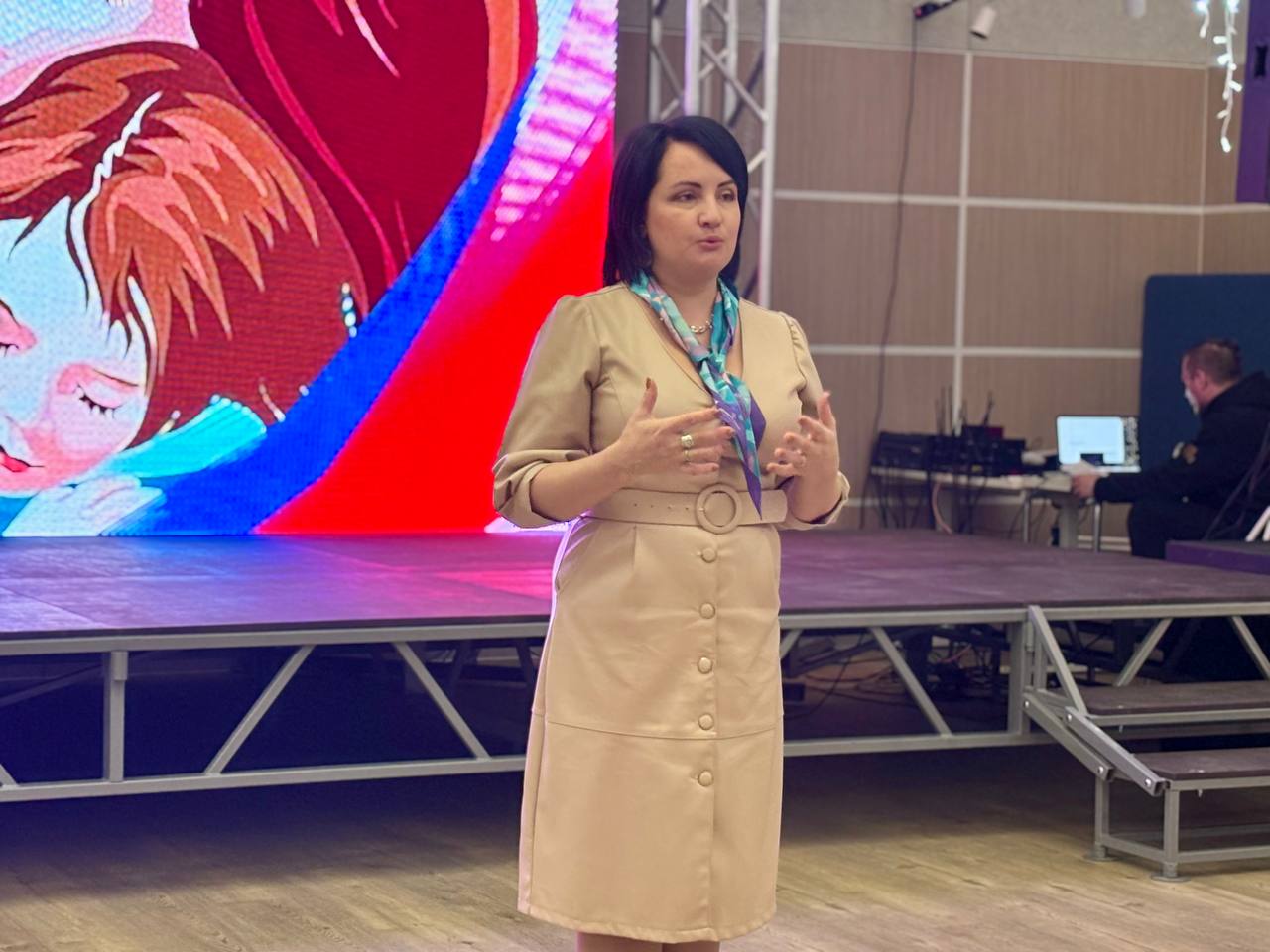 Забота в каждом кусочке. В преддверии Дня матери, Женское движение «Единой России» Волновахского МО приняло участие в трогательной акции под названием «Вкус заботы»