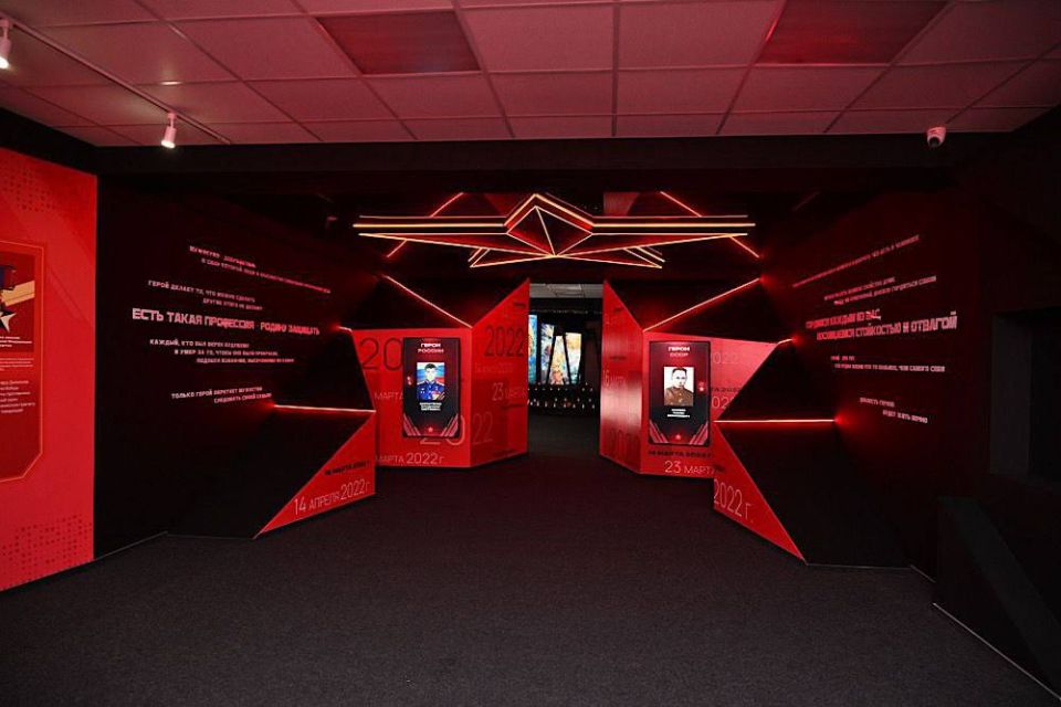 Уникальный музей «Поле битвы» открыли в Мариуполе