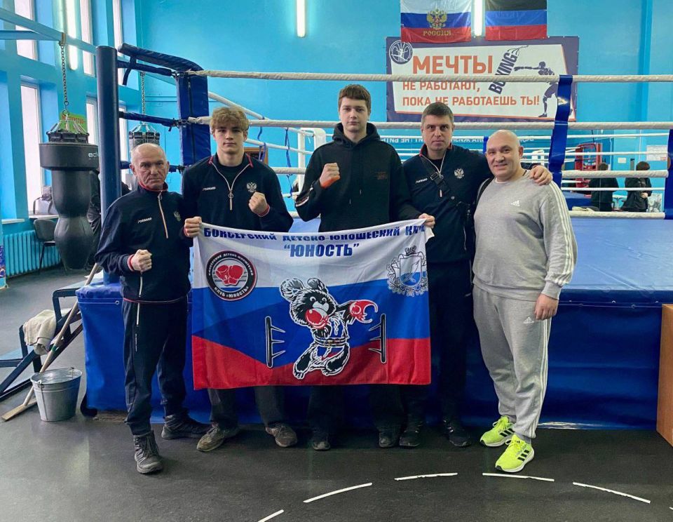 С 27 по 29 ноября, на базе Донецкого училища Олимпийского резерва им. С. Бубки, проходили республиканские соревнования по боксу ПАМЯТИ ПОГИБШЕЙ СЕМЬИ БУЛАЕВЫХ И ЖИТЕЛЕЙ
