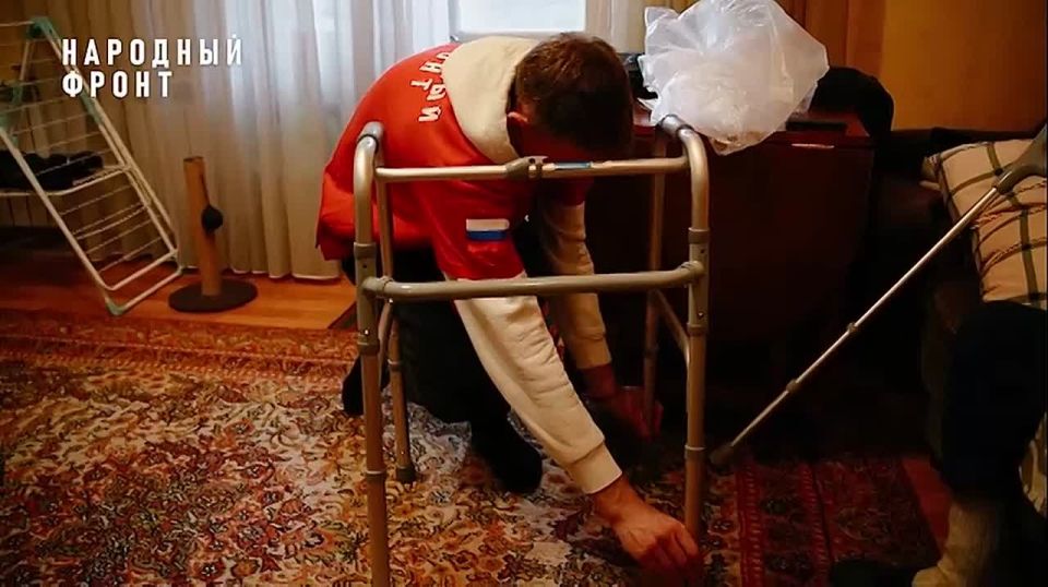 "Старые десантники выдержат": помощь Народного фронта, которая вернула опору