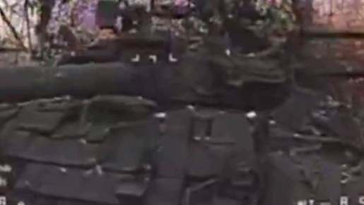 БПЛА сожгли замаскированный танк на Краматорско-Дружковском направлении