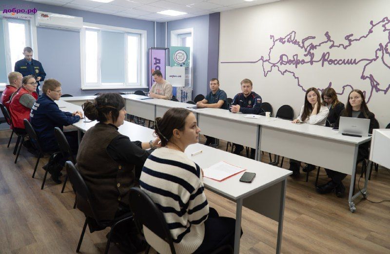 Амурские добровольцы поделились опытом с амвросиевцами