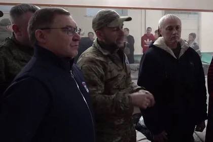 Пушилин и Якушев посетили Селидово, где размещены беженцы из Красноармейска