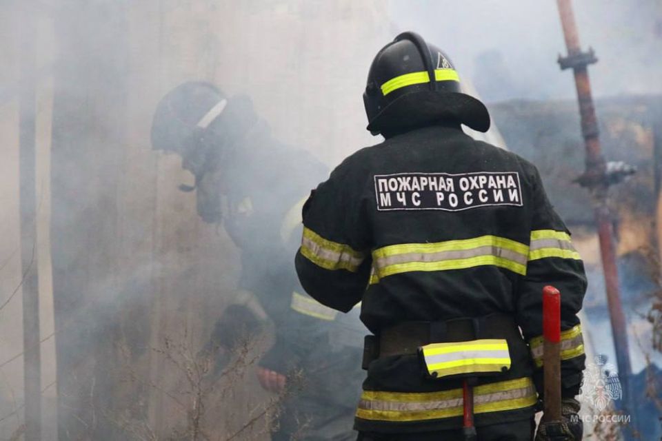 За минувшие сутки в ДНР ликвидировано 13 пожаров — ГУ МЧС России по Республике