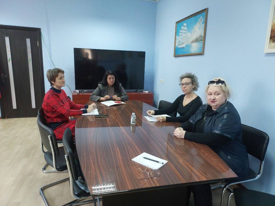 25 ноября член Общественного совета муниципального образования городской округ Мариуполь Гаврик Светлана Николаевна, приняла участие во встрече с гражданами с исполняющей обязанности руководителя Управы Приморского...