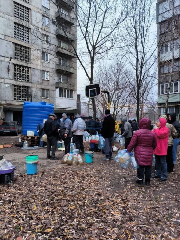 Обморок в очереди за водой в Макеевке – далеко не первый случай