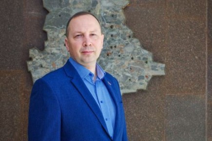  :  ..          ,           ...