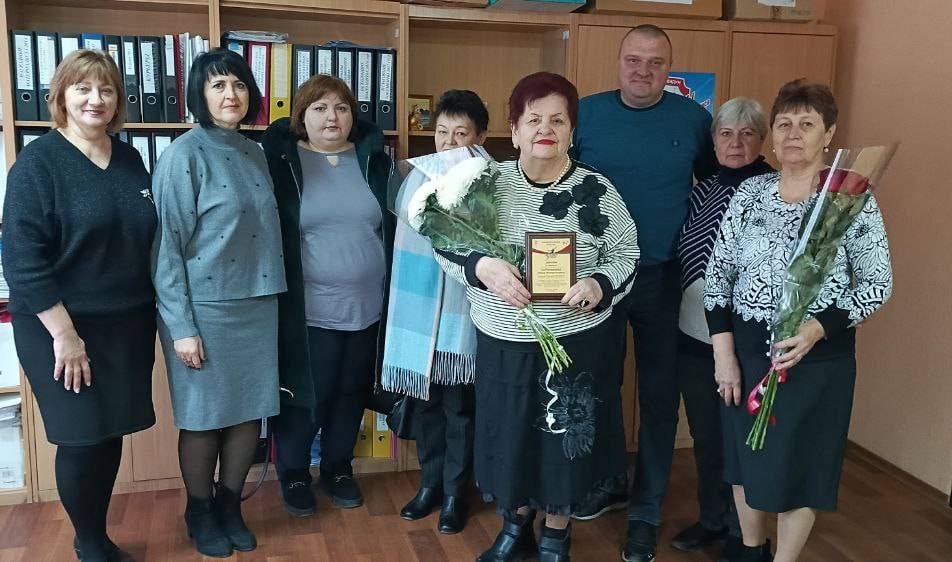 Сегодня, 1 декабря 2025 года, руководитель Управы Алексей Дмитрюк провел чаепитие, главным гостем которого стала председатель Кировской районной организации ветеранов г. Донецка Раиса Картамышева – победитель Национальной...