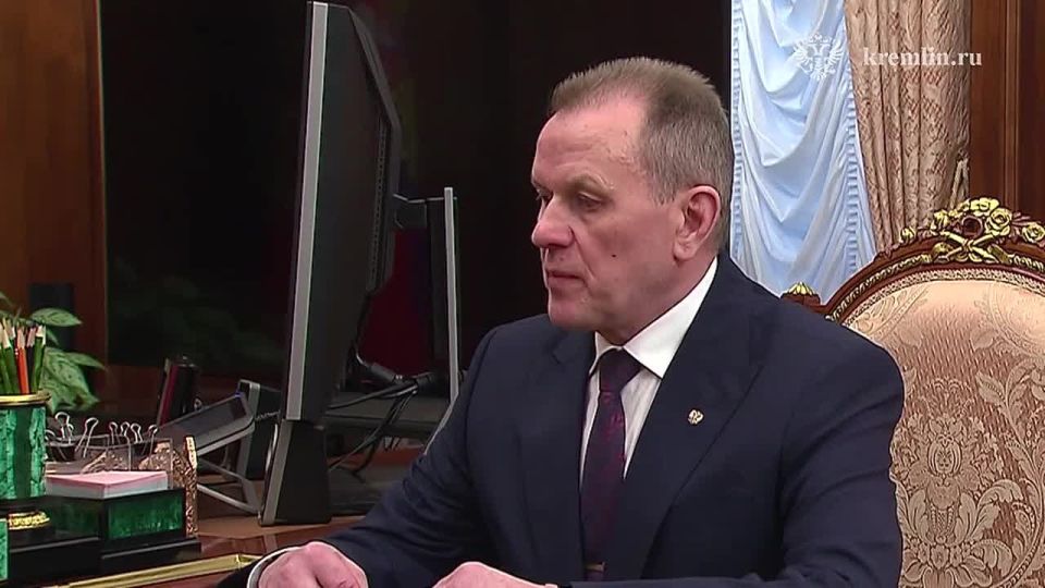 Владимир Путин провёл рабочую встречу с директором ФСИН Аркадием Гостевым