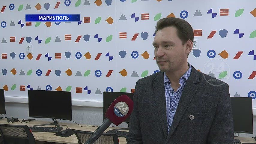 Олег Трофимов: В Мариупольском колледже прошел «Мостодень»