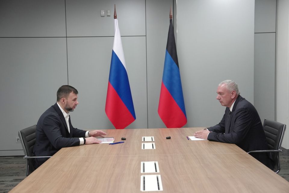 Денис Пушилин поставил задачи новому министру цифрового развития Дмитрию Ухову