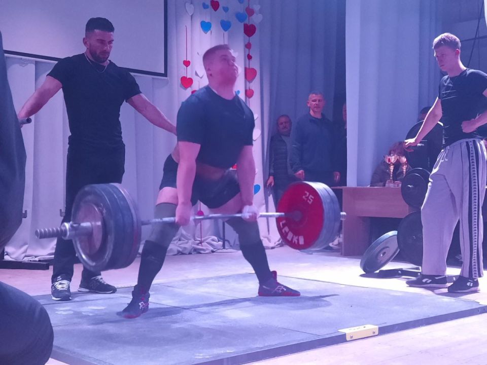 Открытое первенство по пауэрлифтингу в Мангуше!