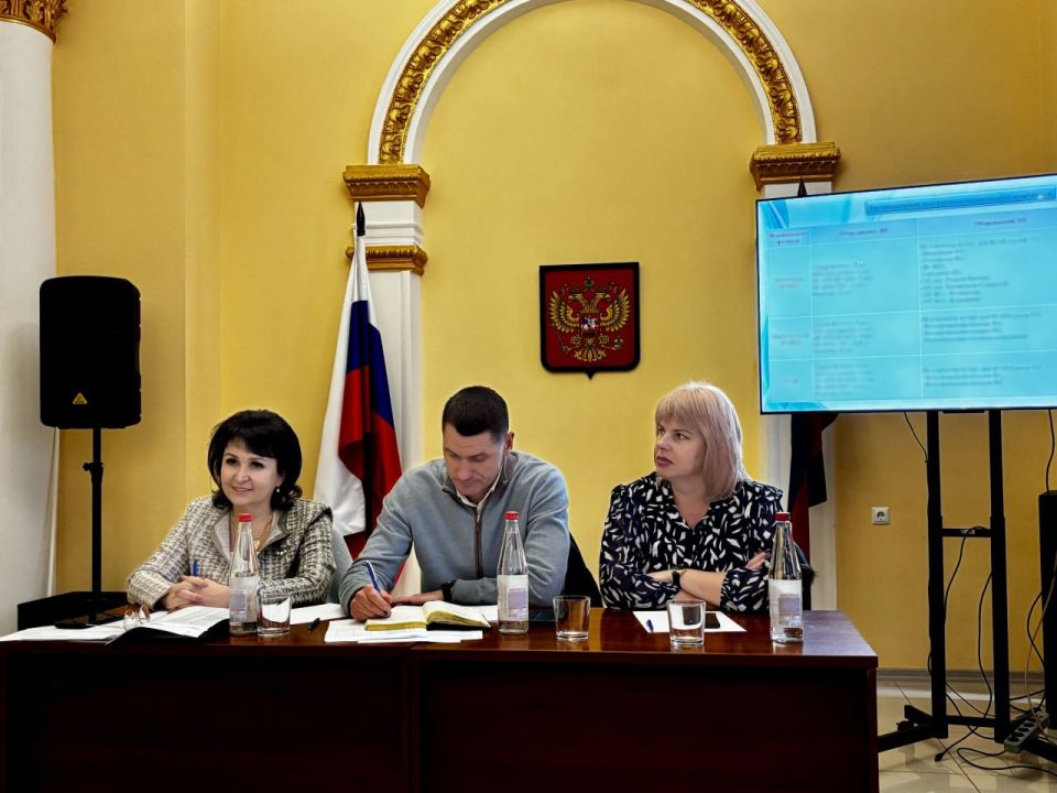 Выполненные мероприятия для стабильного прохождения отопительного сезона в Харцызске обсудили на ежемесячном совете предприятия