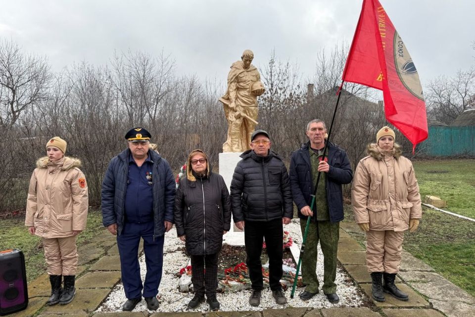 Александр Шатов: В Шахтерске почтили память павших воинов, имена которых остались неизвестными