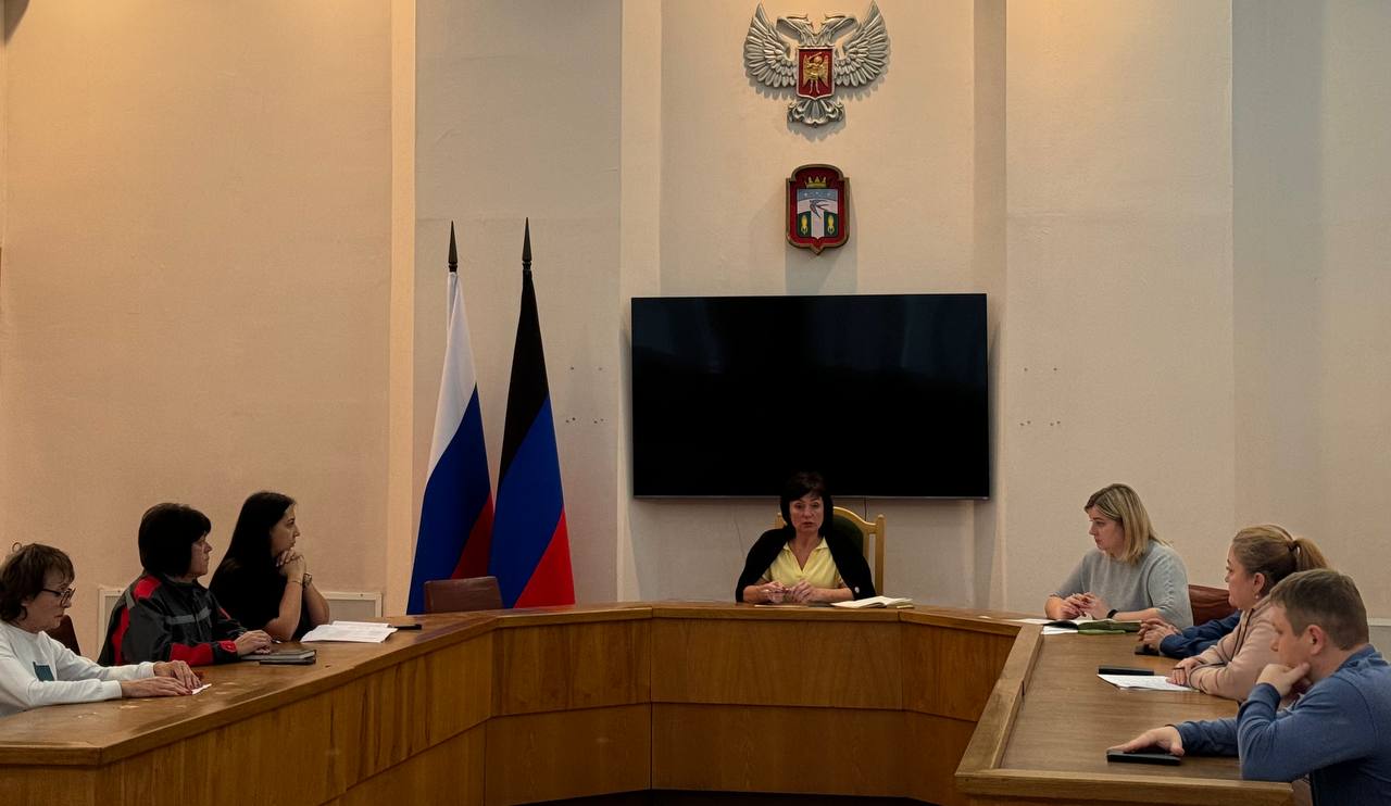 Наталья Великодная: Провела очередное заседание штаба по жизнеобеспечению Тельмановского муниципального округа