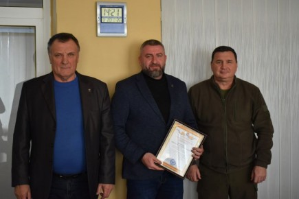   !. 3       !    ,     ,    ,     