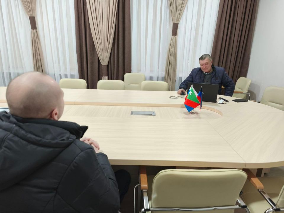 Роман Конев: 3 декабря 2025 года состоялся выездной приём граждан депутатом Горловского городского совета Донецкой Народной Республики первого созыва Александром Бобровским