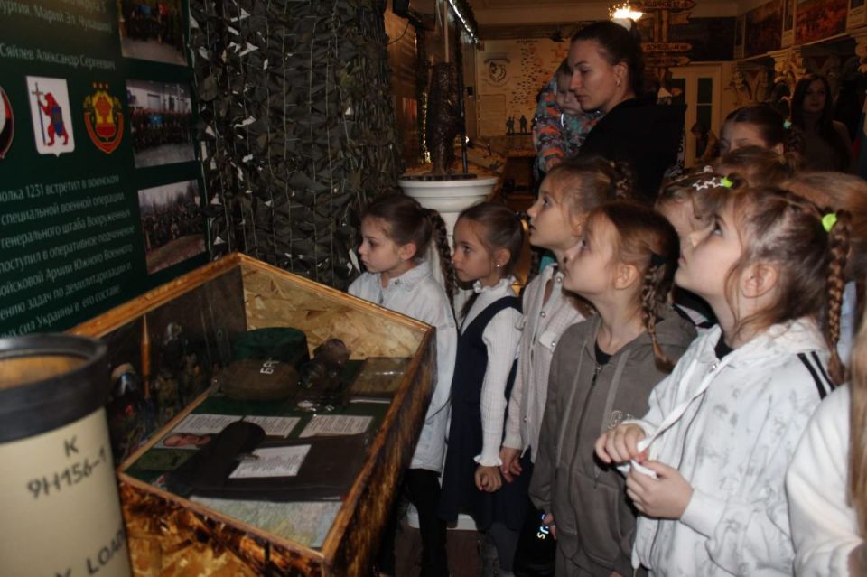 В Комсомольское прошла встреча с членами семьи погибшего участника СВО