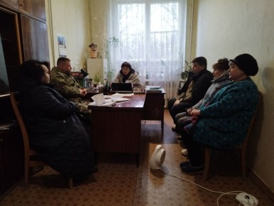 Начальник Новосветского территориального отдела, Дмитрий Пасько, провел встречу с трудовым коллективом филиала Комсомольского индустриального техникума