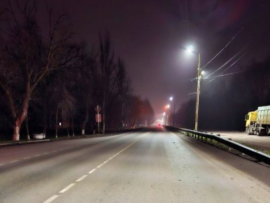 Доброго утра четверга!. Сегодня на дорогах Республики переменная облачность, без существенных осадков, утром местами туман