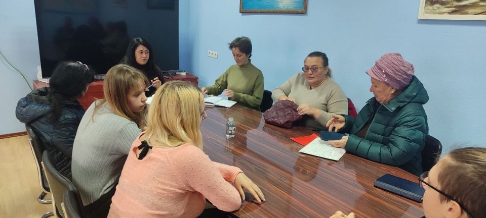 Провели встречу с жителями Приморского района