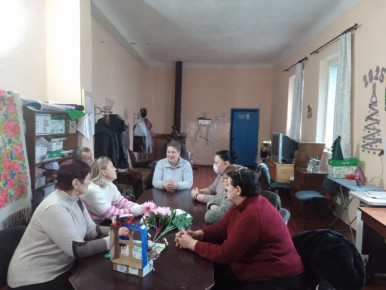 04  2025 ,      ,         .. 