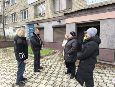 По поручению Главы ДНР Дениса Пушилина в Ворошиловском внутригордском районе продолжаются встречи с населением