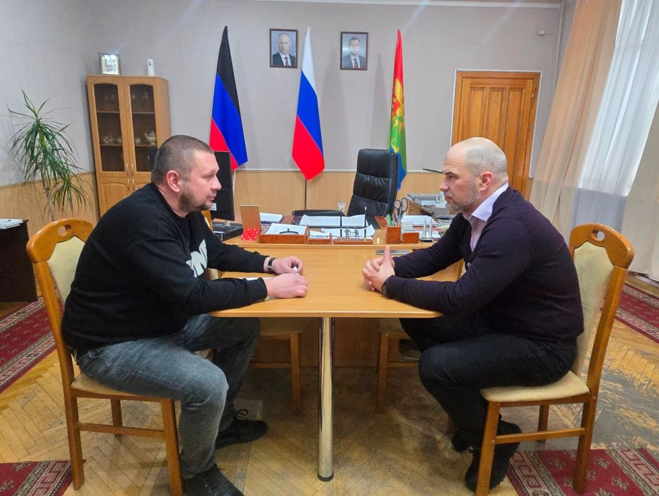 Сергей Желновач: Проинспектировал уличное освещение в городе Дебальцево