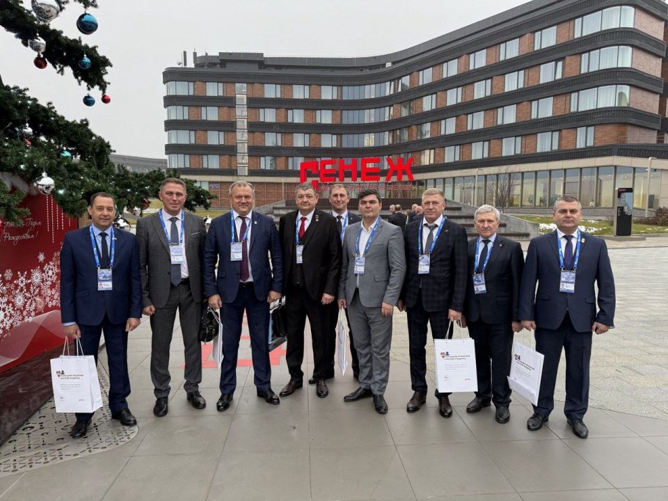 Александр Шатов: Форум-выставка муниципальных практик «БОЛЬШИЕ РЕШЕНИЯ МАЛОЙ РОДИНЫ»