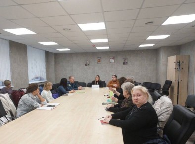 Члены Общественного совета муниципального образования городской округ Мариуполь, Гаврик Светлана Николаевна и Карпенцева Елена Станиславовна приняли участие во встрече руководителя управы Жовтневого внутригородского района...