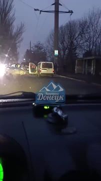 «Форд» дал пинка «Киа» на Гвардейке в Макеевке