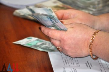 Средняя зарплата в ДНР выросла на 24% и превысила 60 тыс. рублей