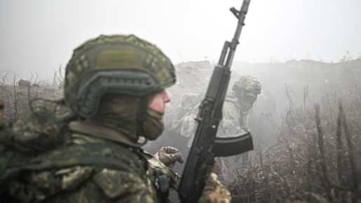 Пока Киев отрицает бои в Северске, российские штурмовые группы берут его улицы