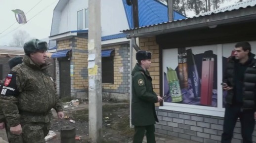 Сюжет на телеканале «Дзержинское ТВ»: следователи военного следственного отдела СК России по Мулинскому гарнизону провели рейд на торговых площадках г. Дзержинска, с целью установления лиц, вступивших в гражданство РФ и не...