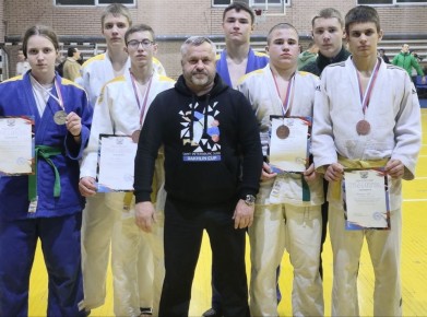 6 декабря в Донецке прошли "РЕСПУБЛИКАНСКИЕ СОРЕВНОВАНИЯ ПАМЯТИ ВЕТЕРАНОВ ДОНЕЦКОГО ДЗЮДО"