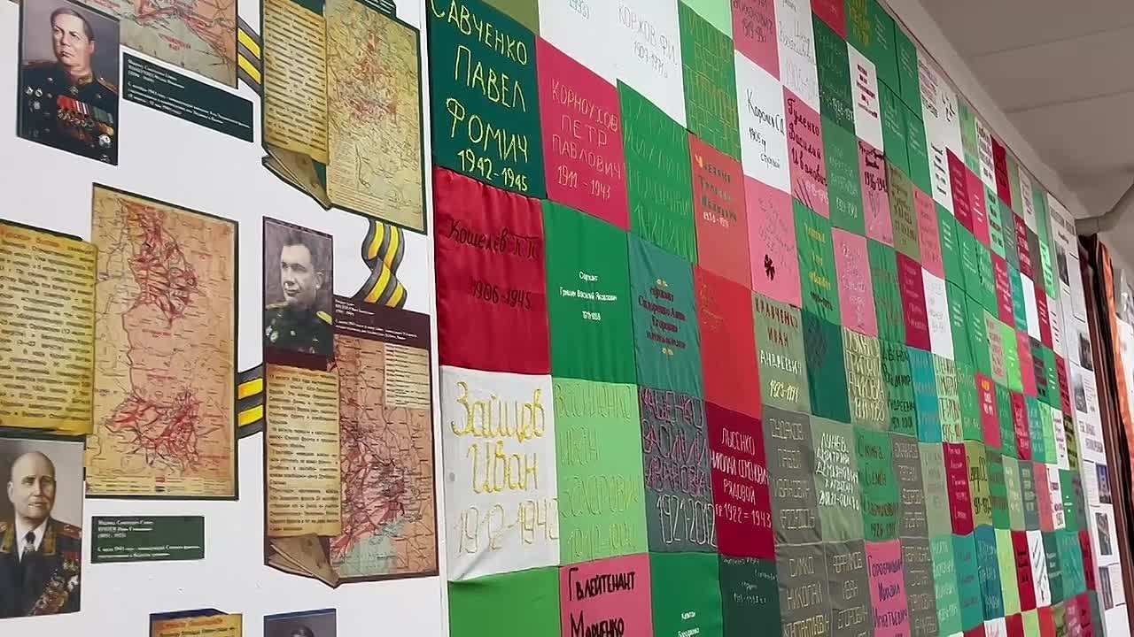 Активисты Молодёжки побывали на экскурсии в Горловском Центре туризма и краеведения