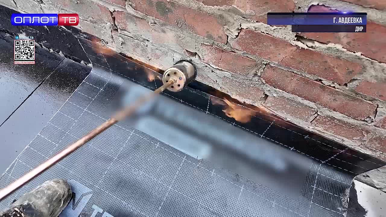 Югра восстанавливает дом в Авдеевке