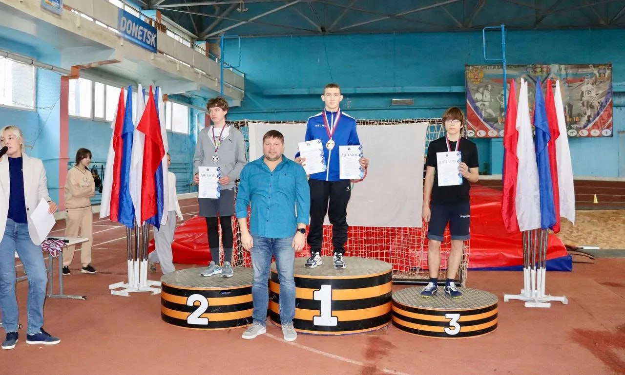 Воспитанник отделения легкой атлетики МБУ ДО Г. ГОРЛОВКА «СШ № 2» Анатолий Манько завоевал две золотые медали на соревнованиях в Донецке