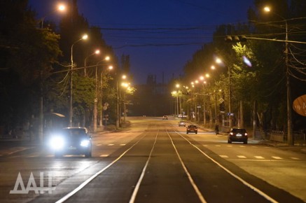 Республику ждет свет: Пушилин рассказал о планах по ремонту наружного освещения