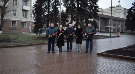 Игорь Мартынов: Возложение цветов в честь Дня Героев Отечества