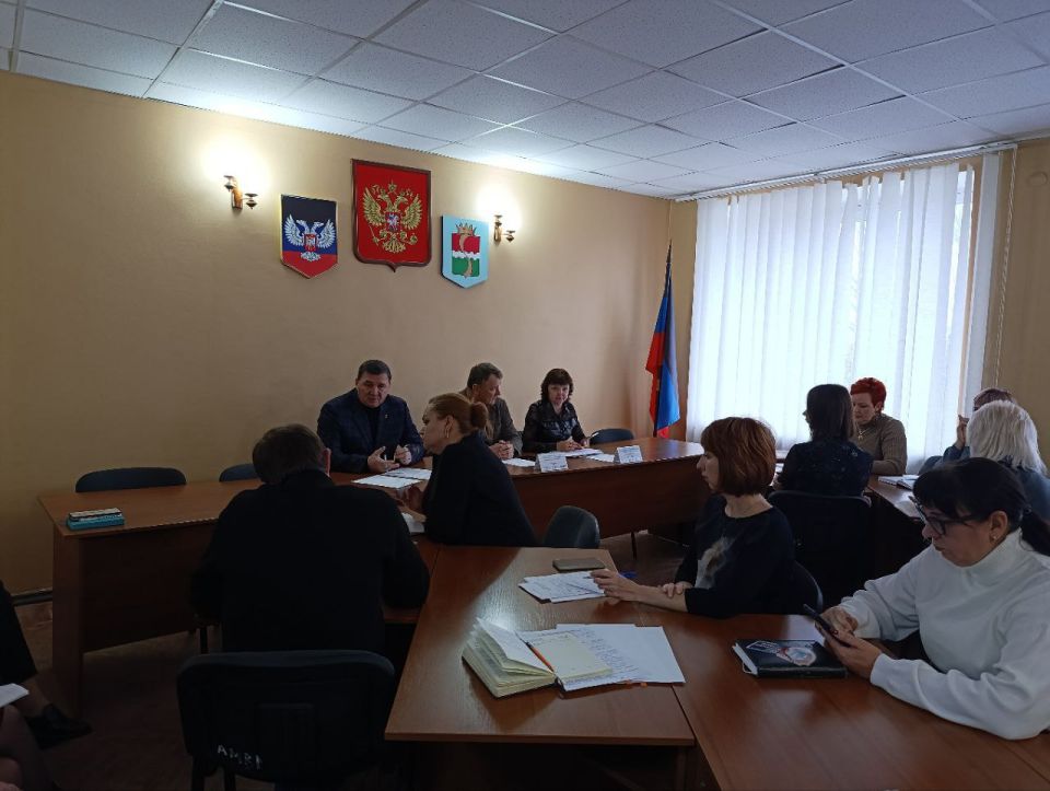 ����� �����: �� ������������ ���������� ��������� � ������������ ����������, �������, �������� ������������� ������ � �������������� ���������� ����������� ��� ��������