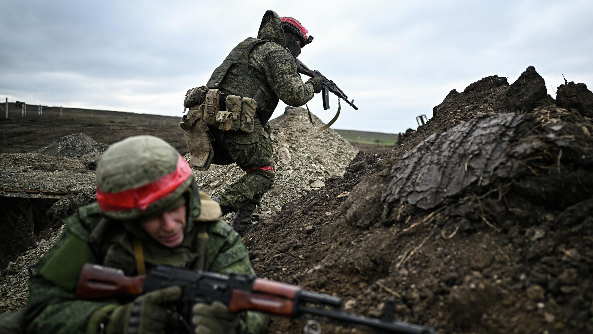 Бойцы ВС РФ не допускают прорыва гарнизона ВСУ из окруженного Димитрова