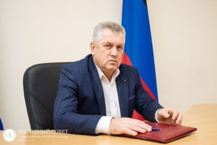 Сегодня отмечает свой День рождения депутат Народного совета ДНР Сергей Дмитриев!