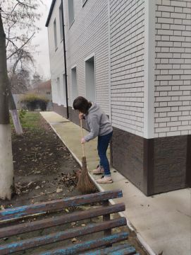  : , 11 ,    ,       " ",          ...