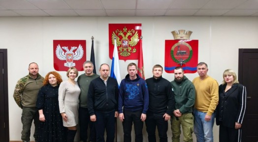 Деловое сотрудничество и детские улыбки: итоги встречи Волновахи и Нового Уренгоя