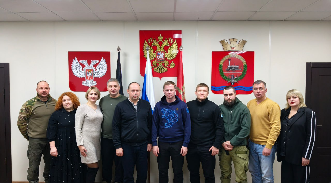 Деловое сотрудничество и детские улыбки: итоги встречи Волновахи и Нового Уренгоя