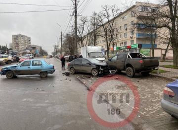 ДТП произошло на пр. Ленинградском в Мариуполе
