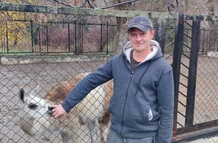 Защищая или работая - служить родной земле