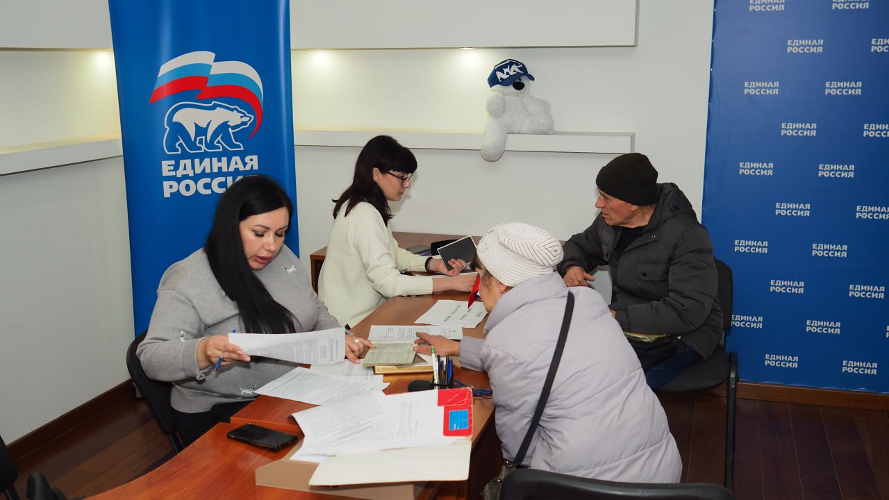 Глава ДНР о главном: По просьбам жителей продлеваем расширенный формат приема граждан в общественных приемных «Единой России»