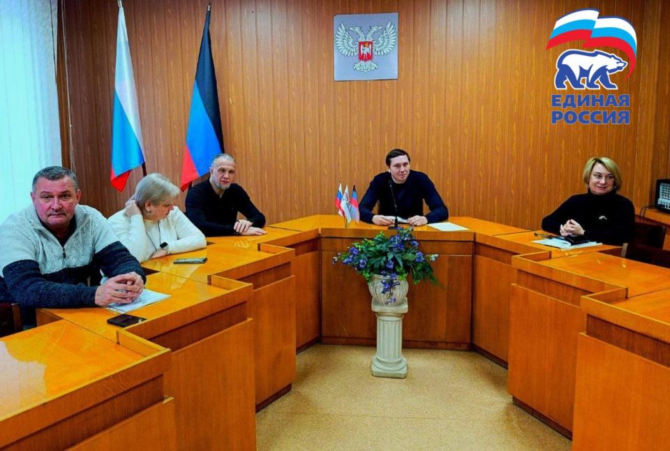 ������ ��������: � ������ ����������� ������ ������ ������ ��ջ ����������� ������������ ������ ������������� ���������������� ������ �. ������� ���� ������� ��������� � ��������� ��������� ���������� ������ ��������...